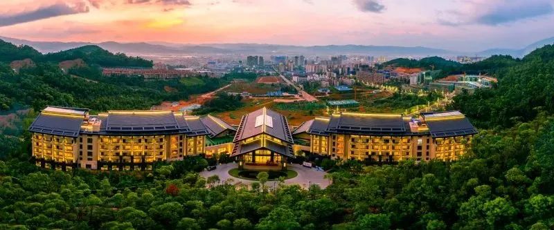 云南玉溪铂尔曼酒店 云南玉溪铂尔曼酒店